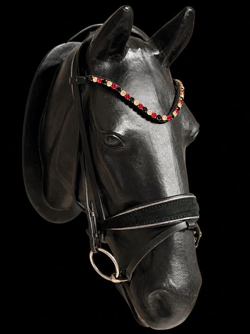 Exklusive handgefertigte Trense – Black Ruby ✨